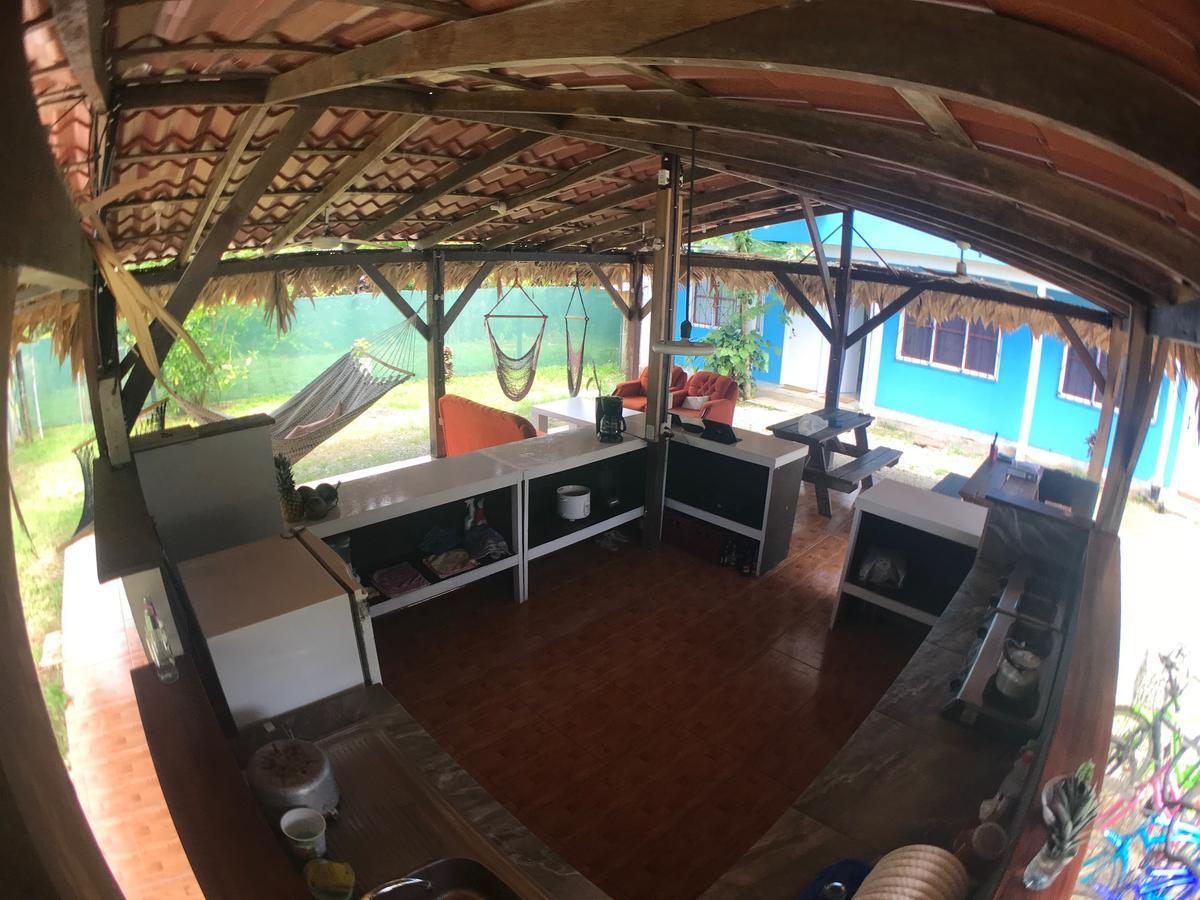 Hotel One Love Puerto Viejo Puerto Viejo de Talamanca Buitenkant foto